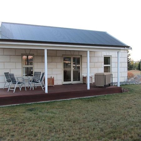 Gladstone Cottage Twizel Room photo