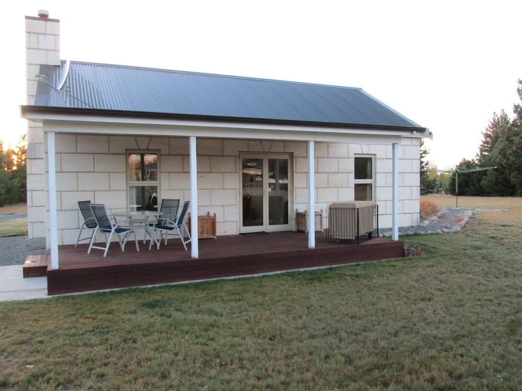 Gladstone Cottage Twizel Room photo